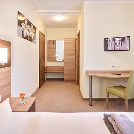 Portofino Hotel Bona