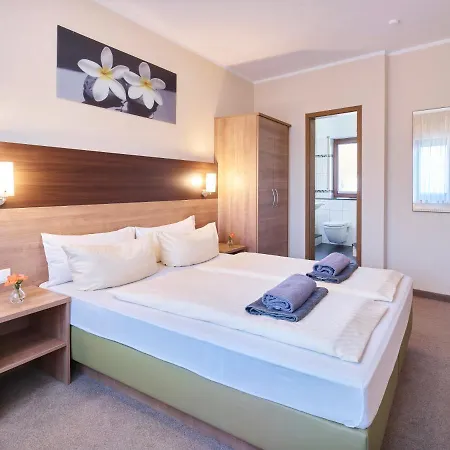 Portofino Отель Бонн